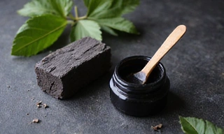 Activated Charcoal Face Mask